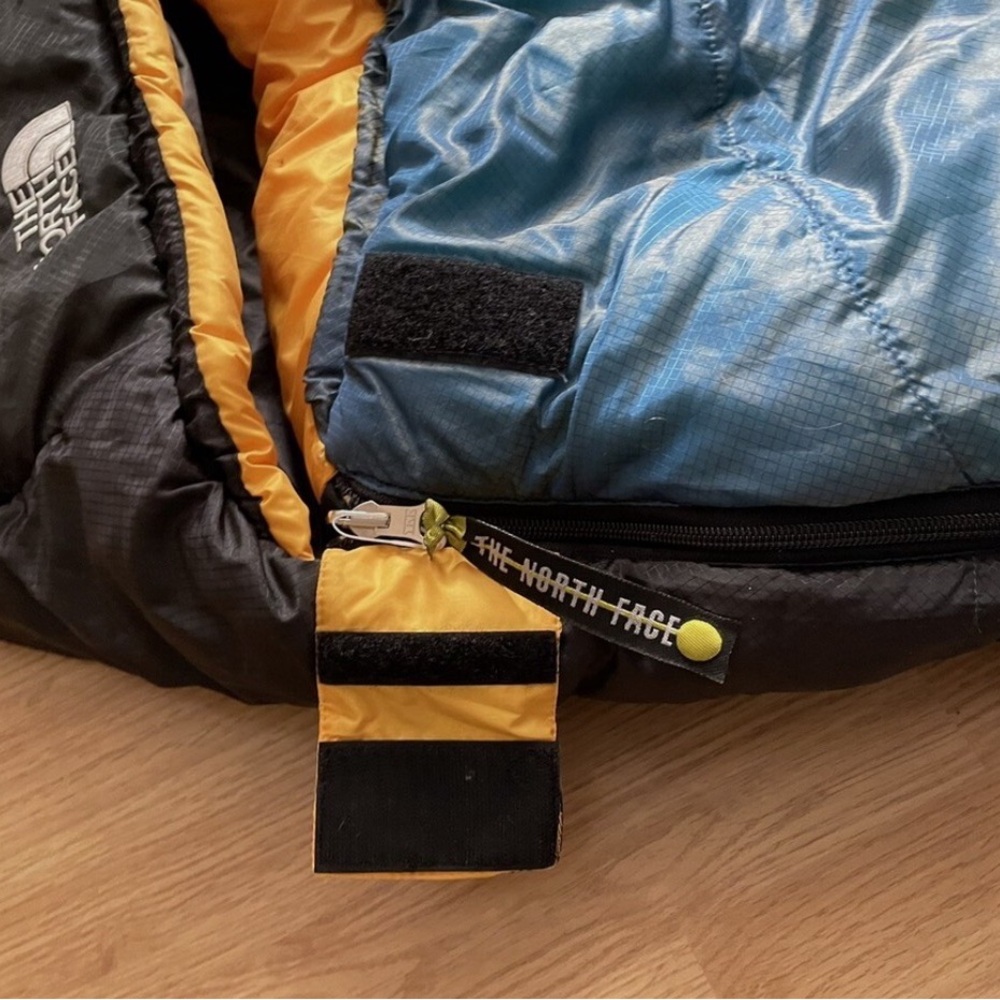 The North Face Black and Teal Sleeping Bag with Yellow Accents - Picture 2 of 6